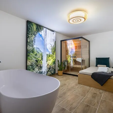 Alphatauern Health Resort - Adults Only 15 Plus 4*