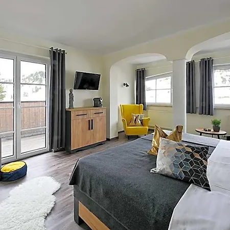 Alphatauern Health - Adults Only 15 Отель 4*